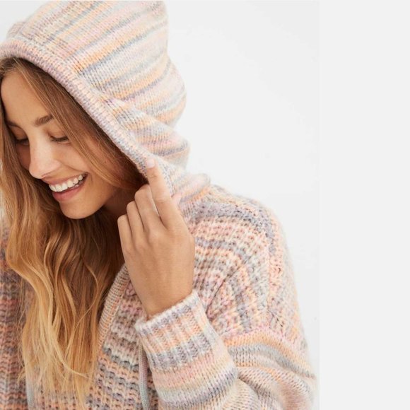 AERIE Street Comfy Oversized Chunky Knit Wool Blend Sweater Hoodie Medium - Picture 3 of 11